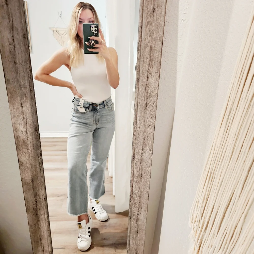 SOLD | Judy Blue Raw Hem Straight Leg Split Ankle Jeans Size 0(24) Rare Find - Picture 8 of 14